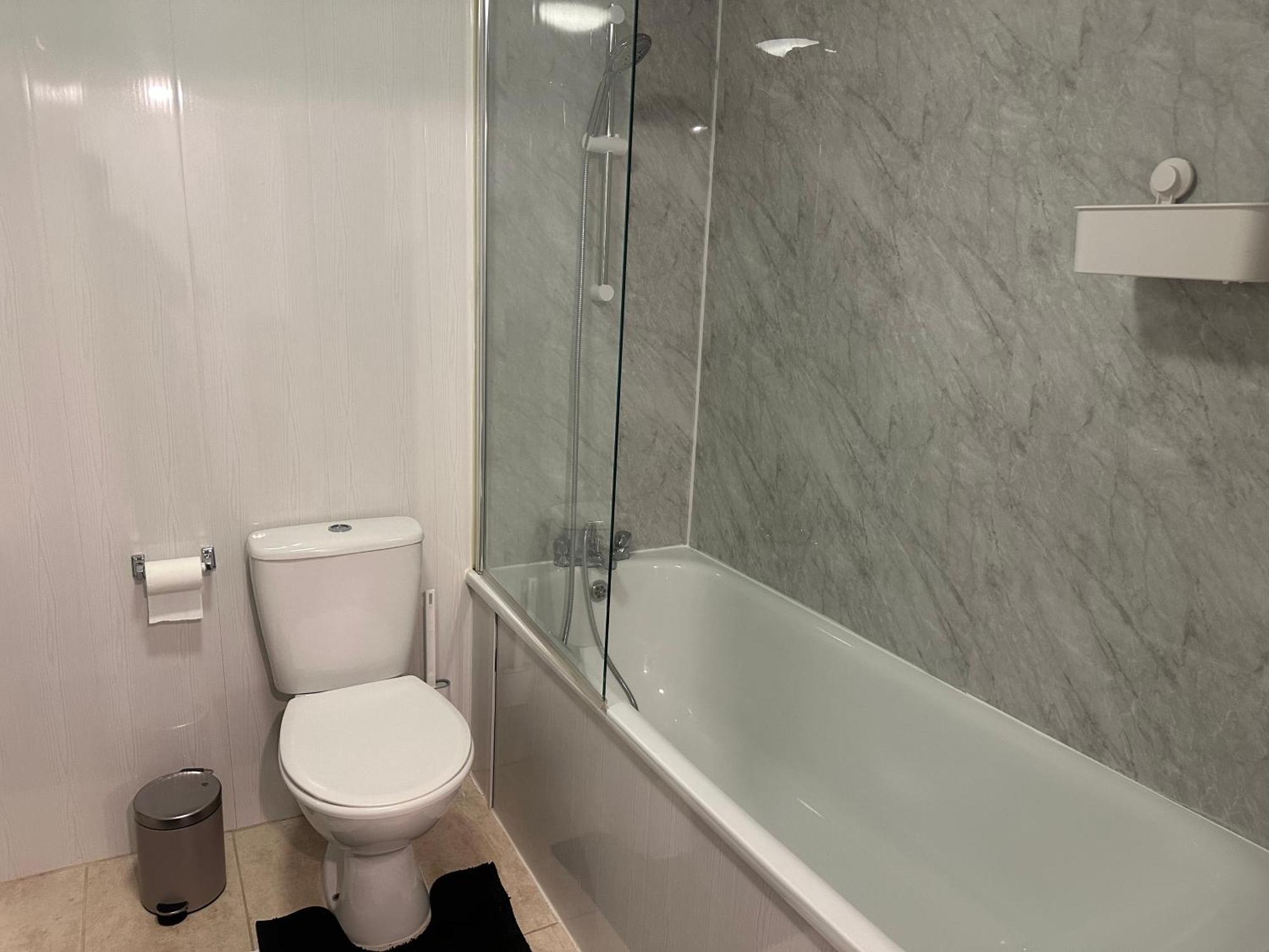 Apartment Stylish Hyde Park 3 Bedroom Apartment *