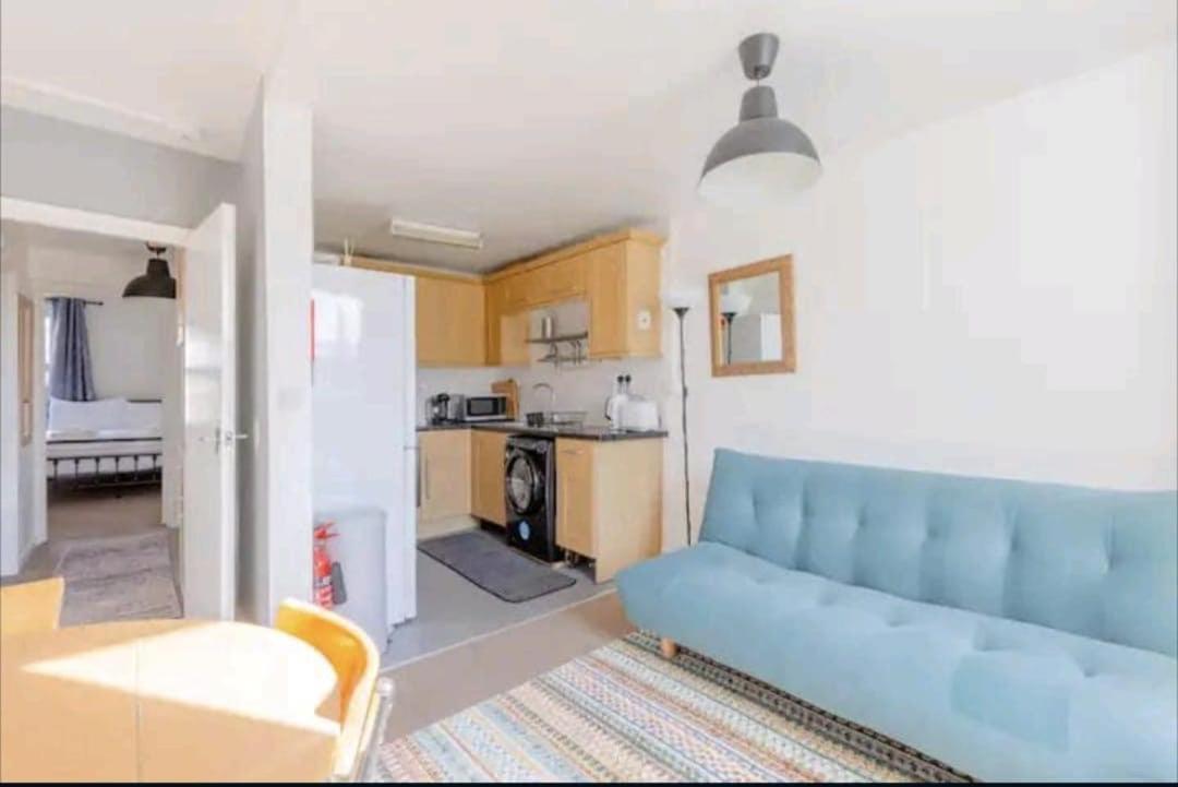 Stylish Hyde Park 3 Bedroom Apartment Apartment *