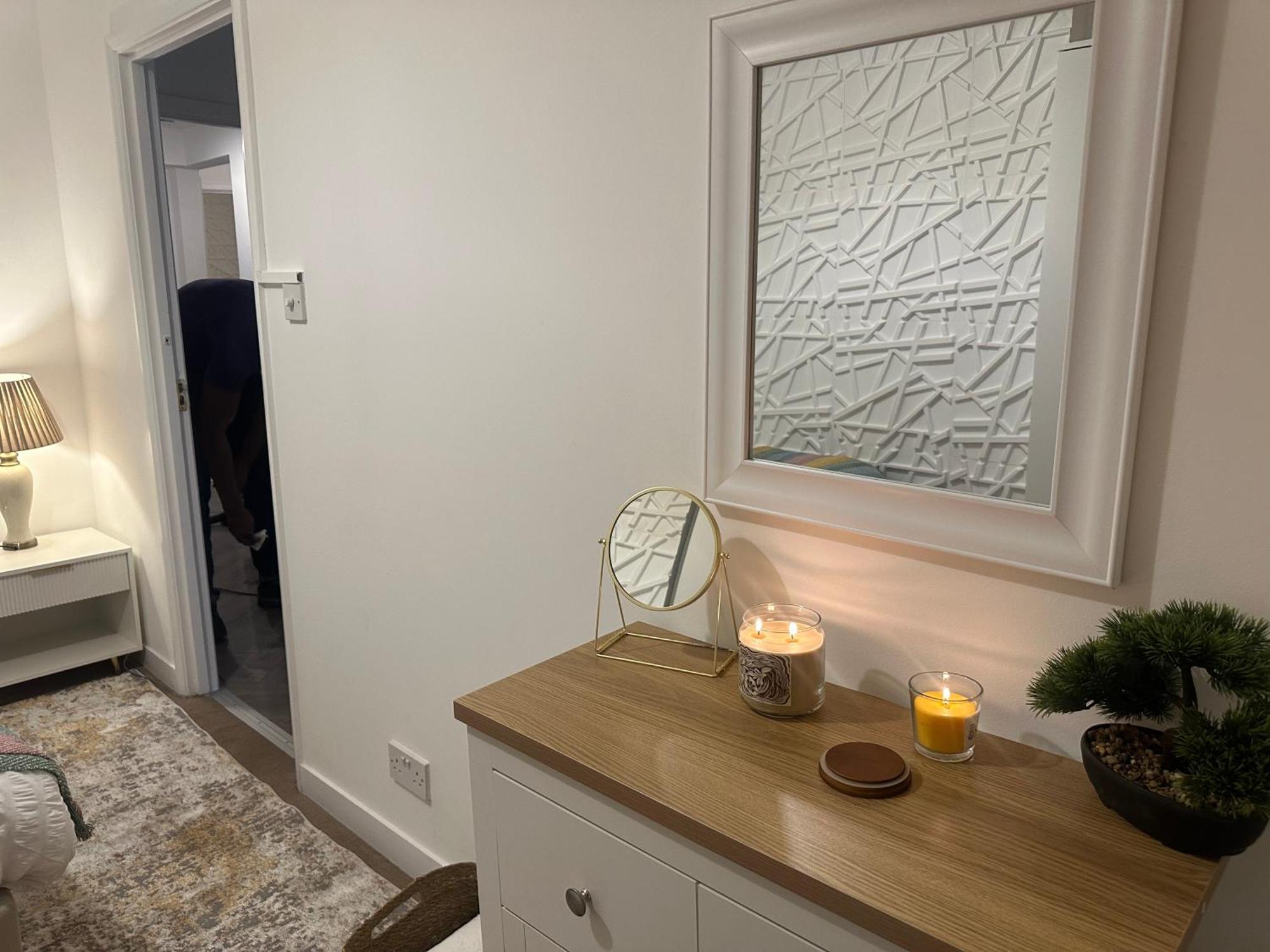 Stylish Hyde Park 3 Bedroom Apartment Apartment *